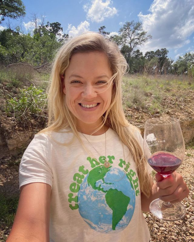 ✌🏼♥️🌎Happy Earth Day Y’all! ✌🏼♥️🌎 Today and everyday! There is something just so magical about getting to put your hands in the Earth and create something beautiful straight from the roots……. 🌱🍇🍷
Also! Trying the @jaclynnreneewines 2021 #bacigalupivineyards Pinot Noir and it’s FABULOUS! 

#jaclynnreneewines #earthday #everyday #vinetobottle #driftwoodestatewinery #txhillcountrywine #wine #sonomacounty #treatherright #motherearth #pachamama #blessed #vino #grapes #vineyards #bluebonnets #hillcountry #cheers